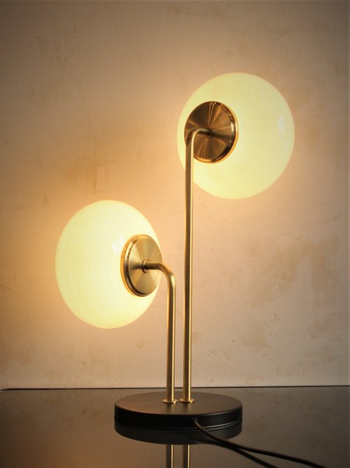 Face Off Table Lamp / Lampara Sobremesa