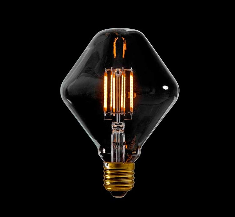 R105 Clear Dimmable LED 600LM 8W Extra Warm White 2200K